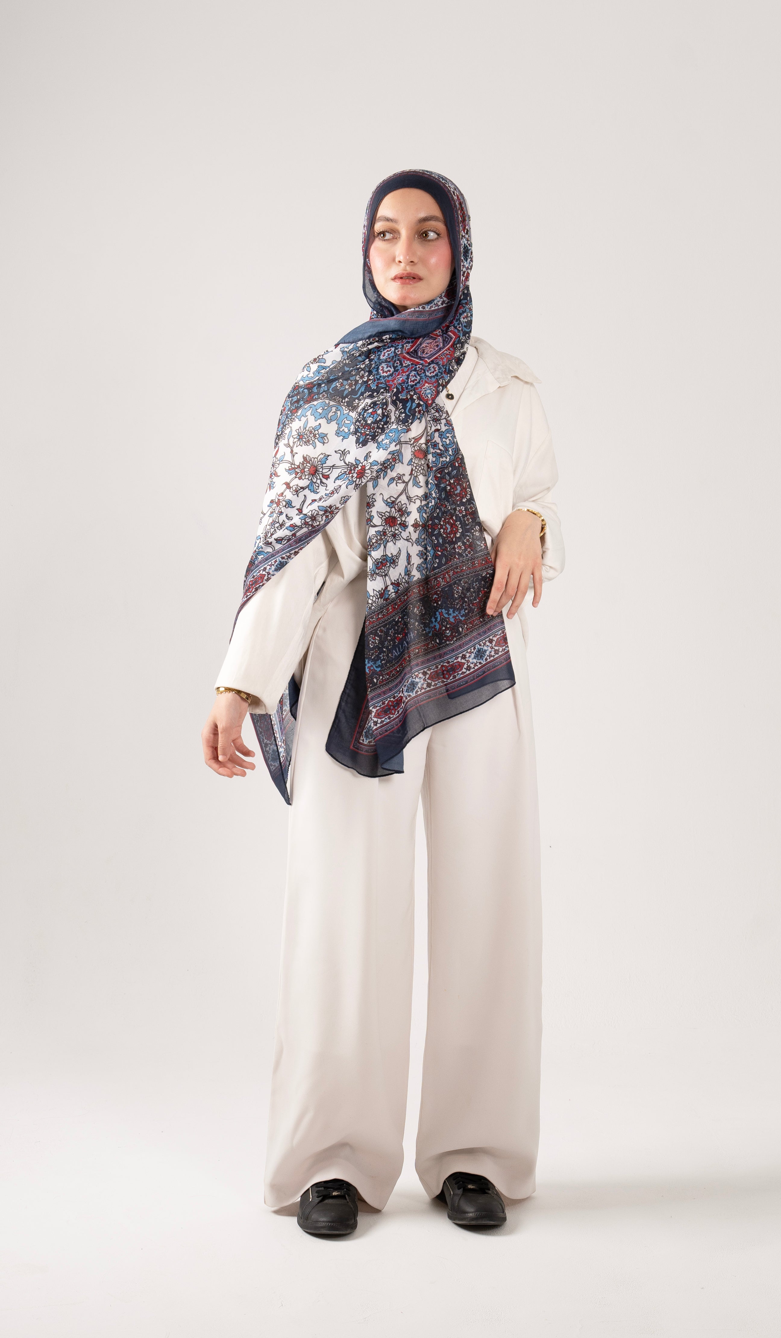 skline modal scarf