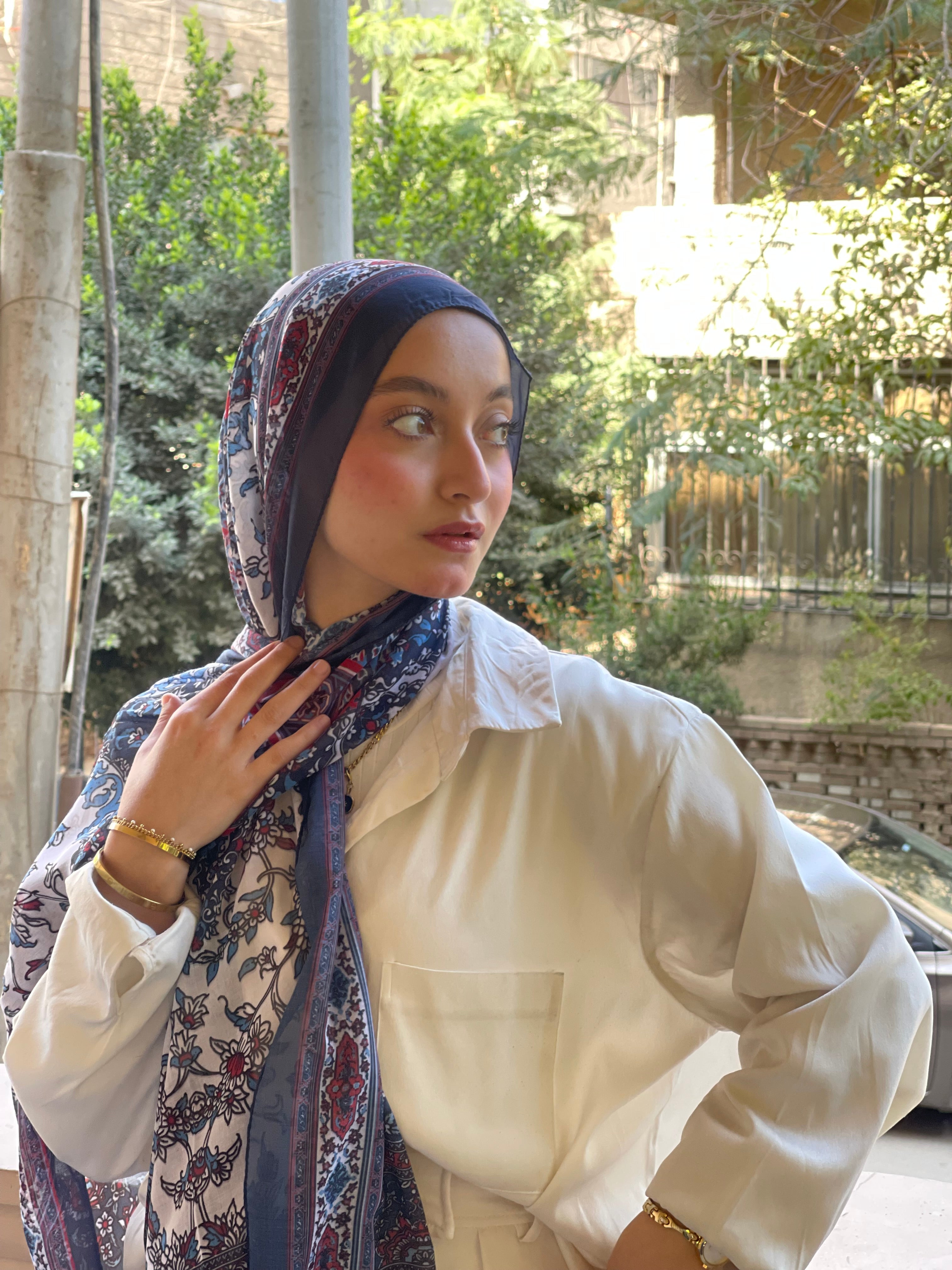 skline modal scarf
